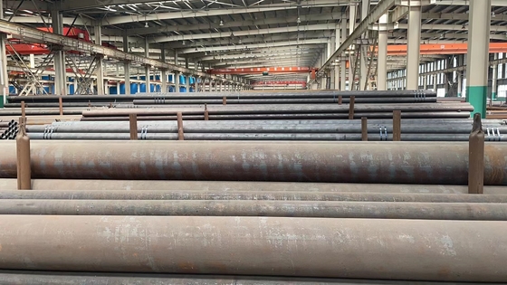34Cr Mo4 Round Alloy Seamless Steel API Pipa Tebal Dinding 1mm - 99mm