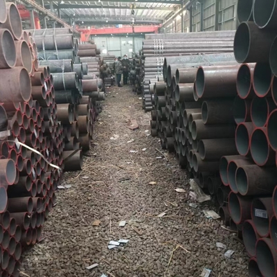 Cold Drawing Seamless Alloy Steel Pipes 200mm Untuk Aplikasi Kimia