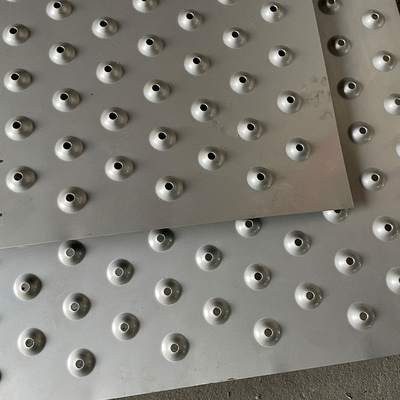 Lembar dan pelat stainless steel yang tergores Kelas 304 316 Digulung dingin dan digulung panas dengan ukuran yang disesuaikan