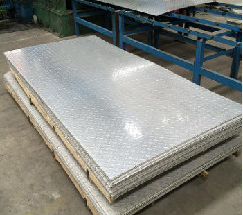SS201 Lembaran Stainless Steel Timbul