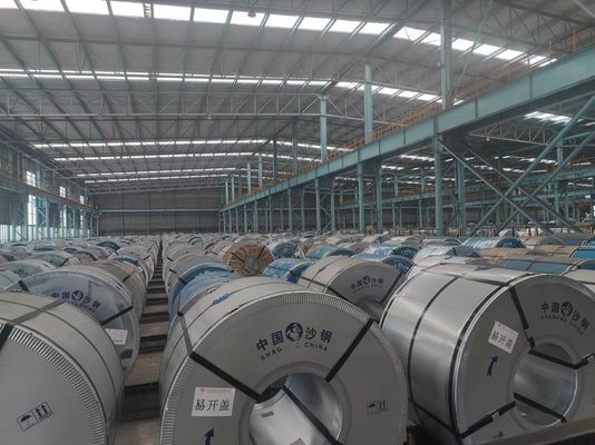 Coil baja karbon yang digulung panas dikustomisasi Kelas Q195/Q235/Q345/A36 Uaged In Plates Sheets And Pipes